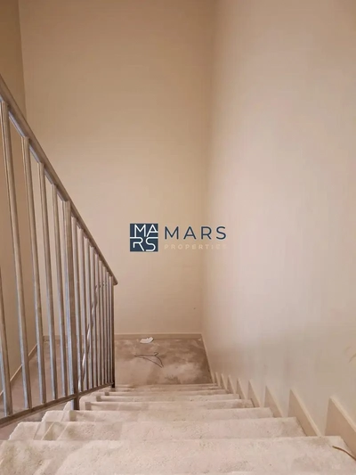 Spacious 2 Bedrooms Townhouse. Enjoy a forested community living featuring woodland jogging trails -4