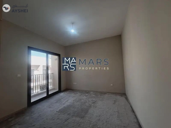 Spacious 2 Bedrooms Townhouse. Enjoy a forested community living featuring woodland jogging trails 