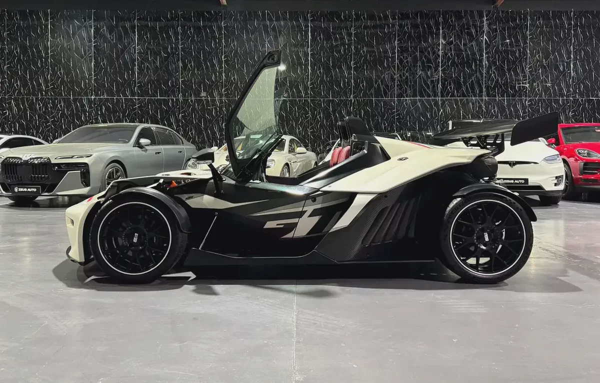 The Ultimate Drivers Machine | Rare unit | No Roof | No Compromise | Pure Adrenaline.-10-10