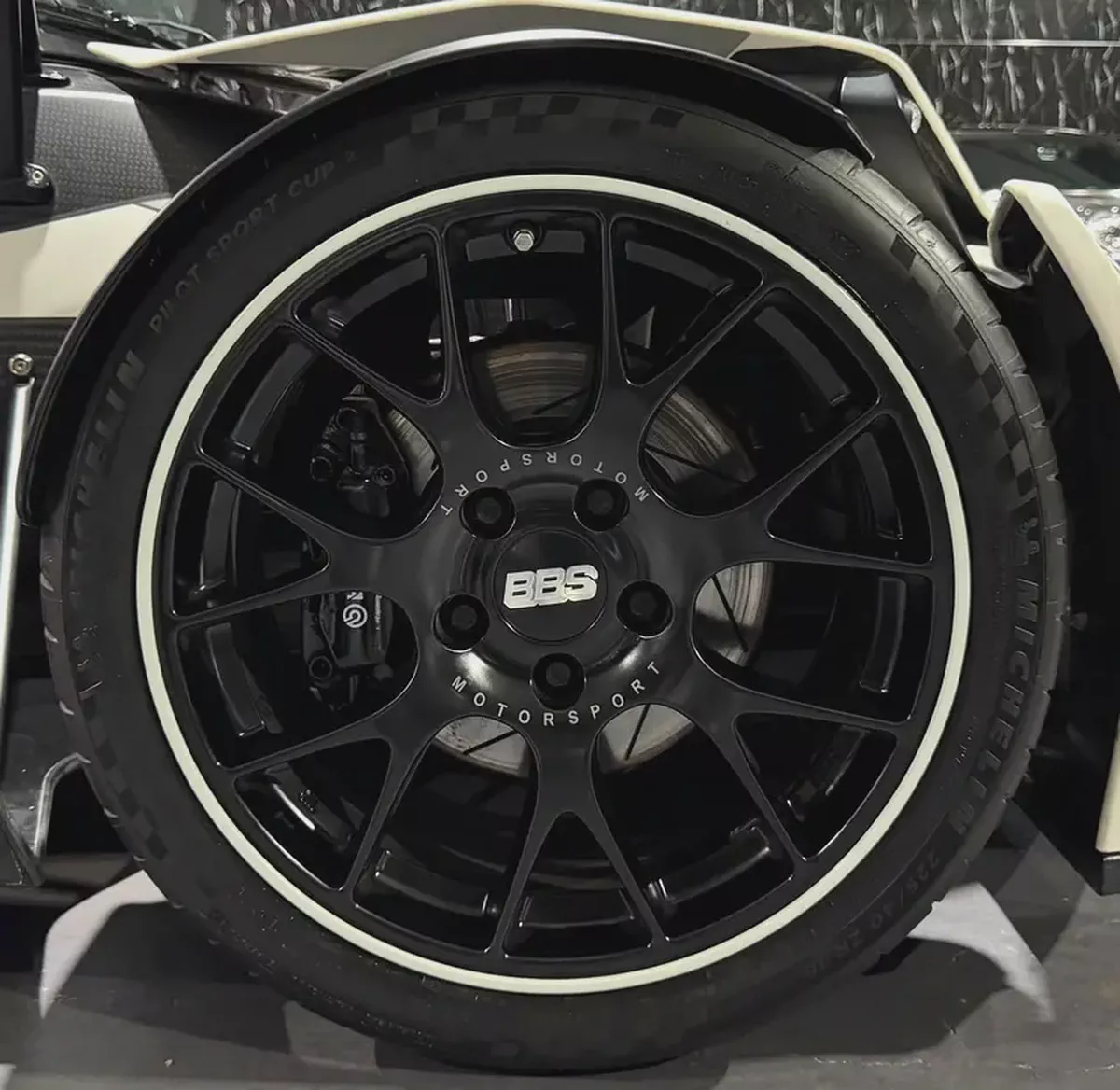 The Ultimate Drivers Machine | Rare unit | No Roof | No Compromise | Pure Adrenaline.-11-11
