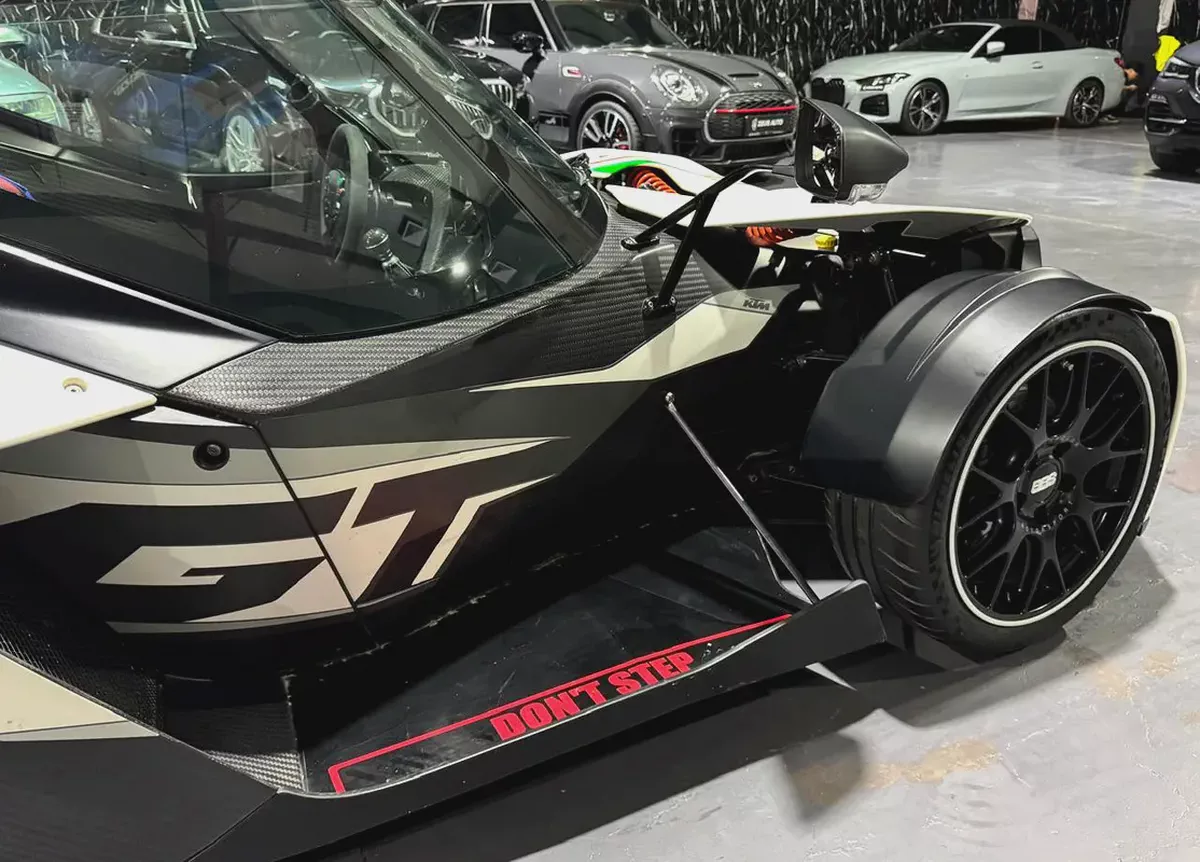 The Ultimate Drivers Machine | Rare unit | No Roof | No Compromise | Pure Adrenaline.-13-13