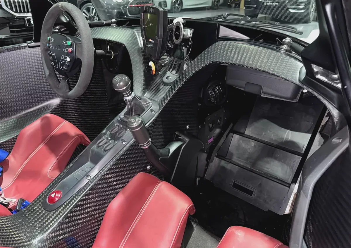 The Ultimate Drivers Machine | Rare unit | No Roof | No Compromise | Pure Adrenaline.-15-15
