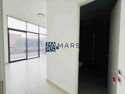 4badroom villa available for rent in Masaar-15