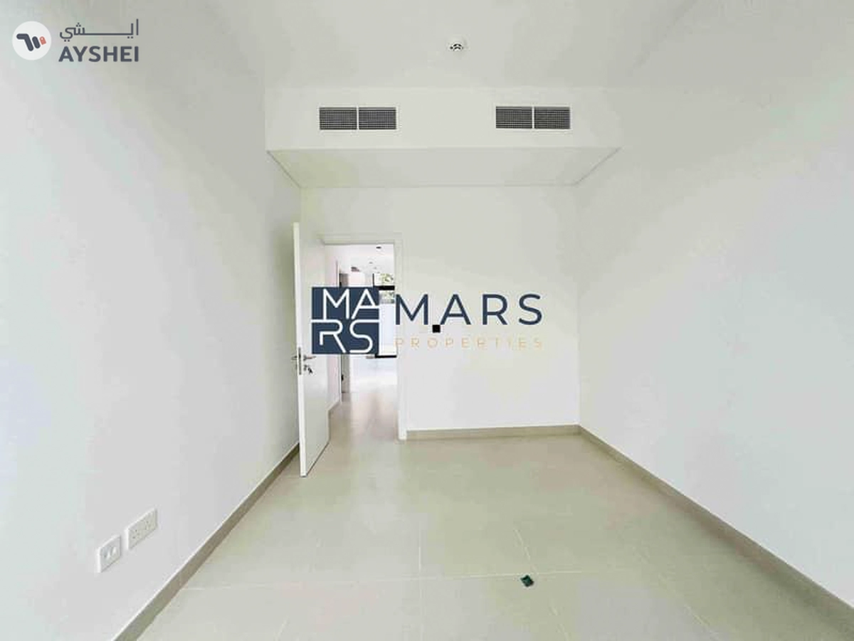 4badroom villa available for rent in Masaar-5-5