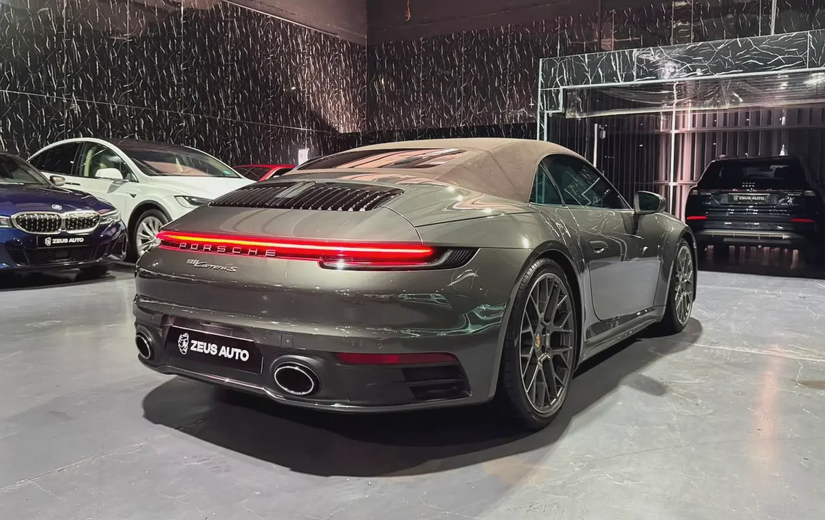 Porsche 911 Carrera S 2020 |GCC specs | AL Naboodah Warranty 2026 | Al Naboodah Full Service History-3-3