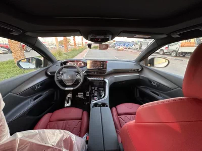 New Peugeot 5008-8