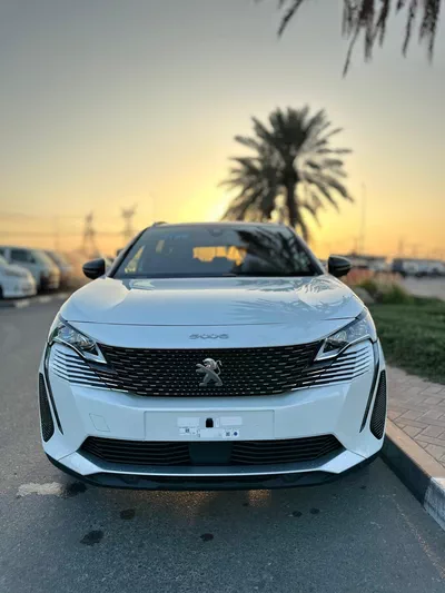 New Peugeot 5008-0