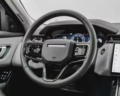 RANGE ROVER VELAR P250 SE - R/DYNAMIC - 2025 - GCC - AL TAYER WARRANTY AND SERVICE CONTRACT-9