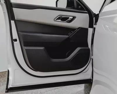 RANGE ROVER VELAR P250 SE - R/DYNAMIC - 2025 - GCC - AL TAYER WARRANTY AND SERVICE CONTRACT-18
