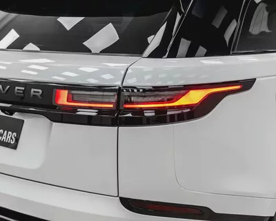 RANGE ROVER VELAR P250 SE - R/DYNAMIC - 2025 - GCC - AL TAYER WARRANTY AND SERVICE CONTRACT-5