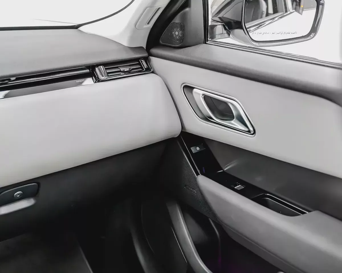 RANGE ROVER VELAR P250 SE - R/DYNAMIC - 2025 - GCC - AL TAYER WARRANTY AND SERVICE CONTRACT-13-13