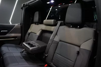 GMC Hummer EV Pickup-14