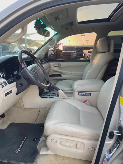 لكزس LX570 ذهبيLexus LX 570 Sport 2014 American Specs - Fully Loaded SUV-10