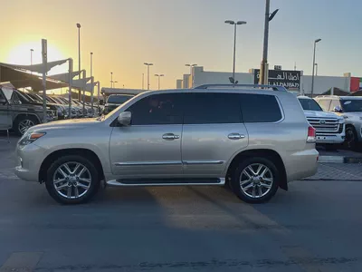 لكزس LX570 ذهبيLexus LX 570 Sport 2014 American Specs - Fully Loaded SUV-2