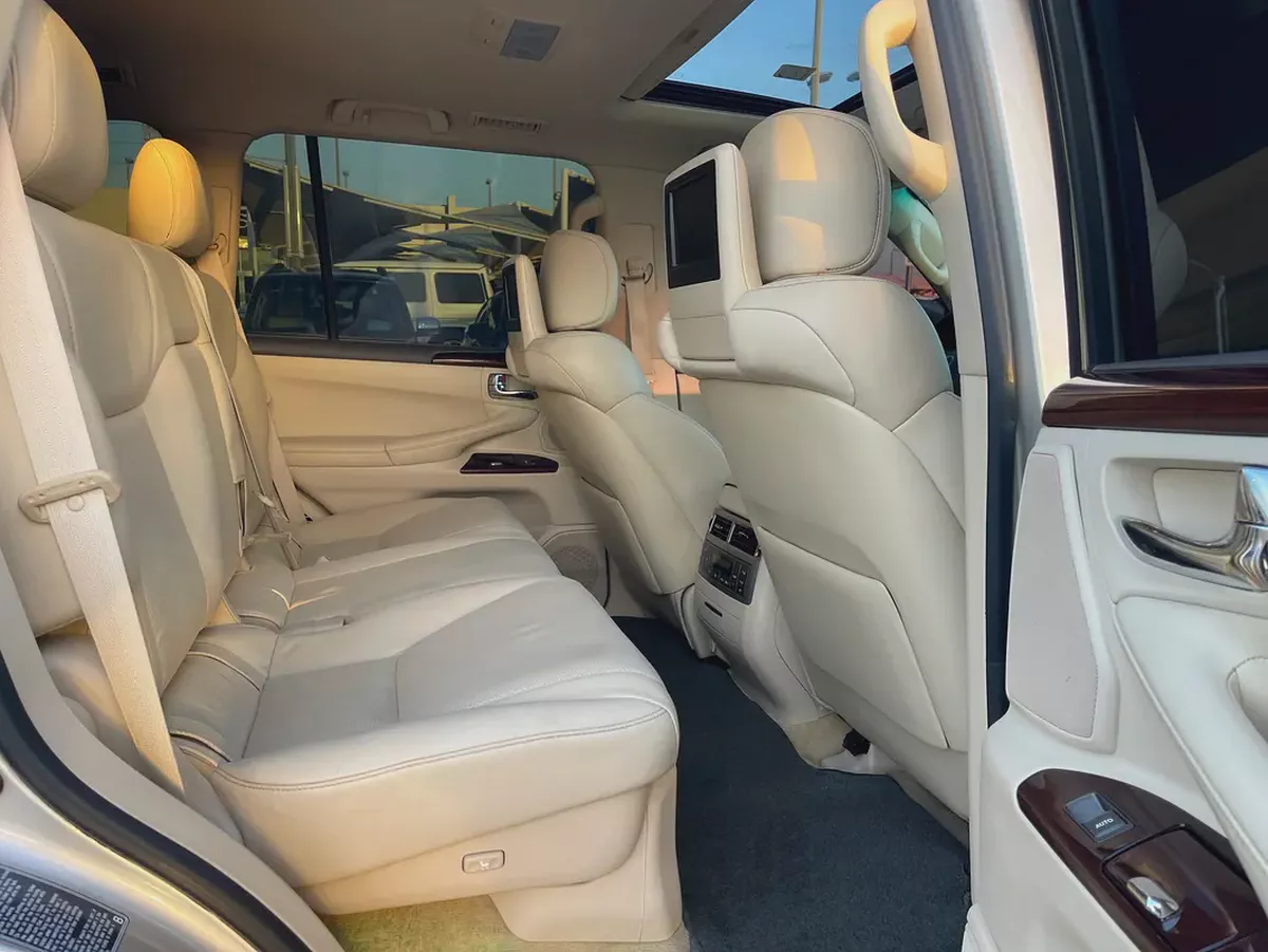 لكزس LX570 ذهبيLexus LX 570 Sport 2014 American Specs - Fully Loaded SUV-13-13