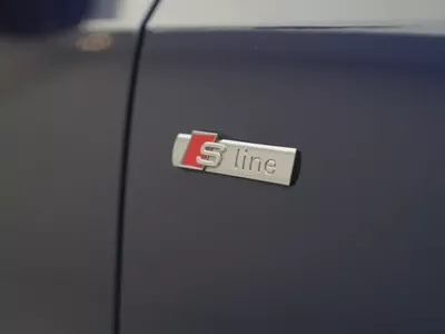 Audi A4 40 TFSI S-Line | GCC Specs | Low Mileage-10