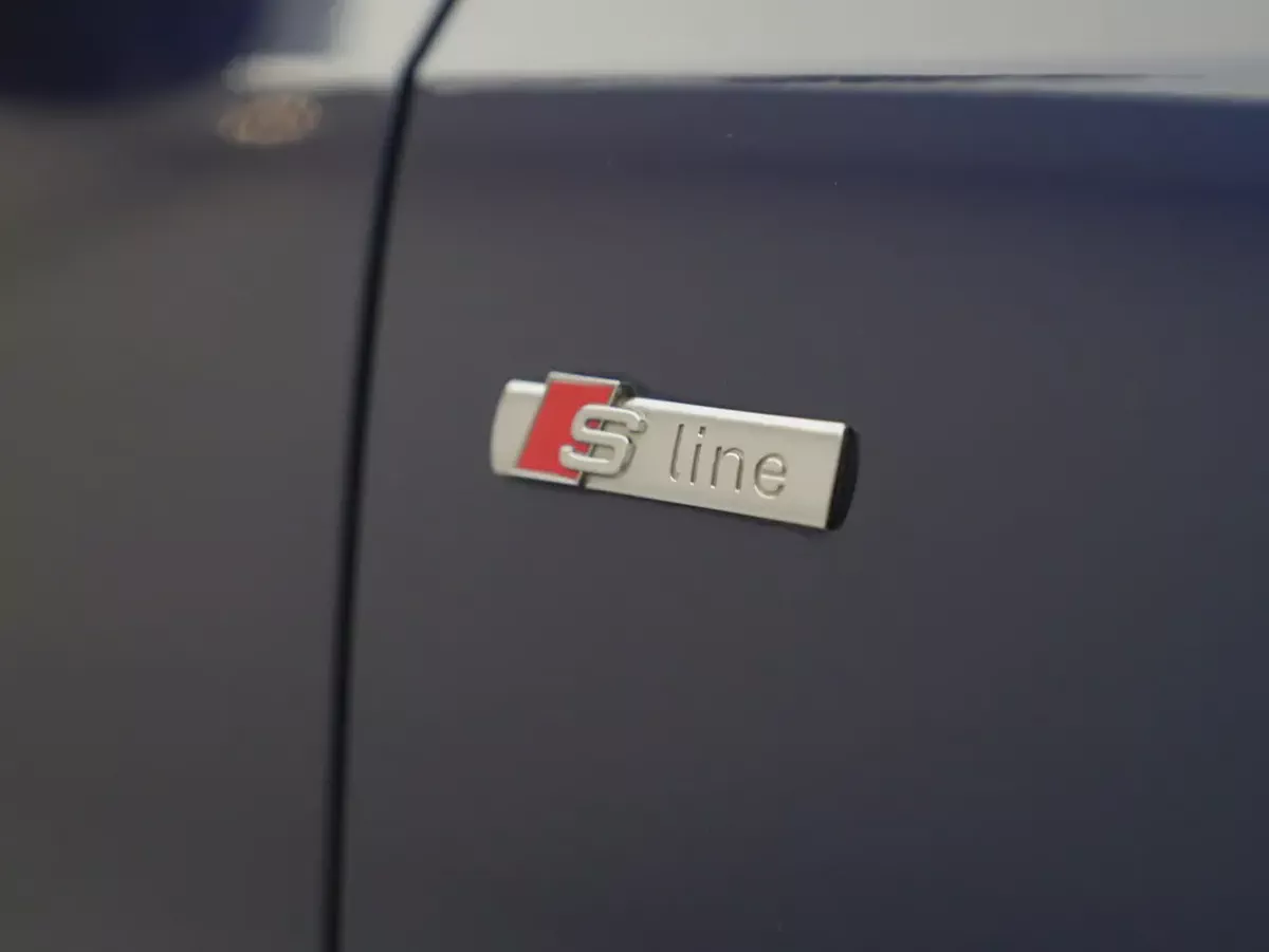 Audi A4 40 TFSI S-Line | GCC Specs | Low Mileage-10-10
