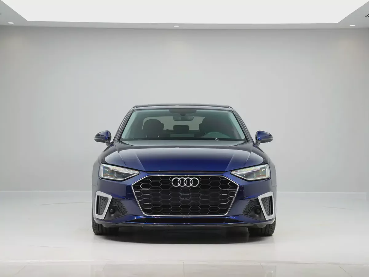 Audi A4 40 TFSI S-Line | GCC Specs | Low Mileage-1-1