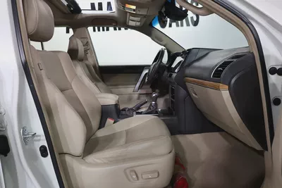 Toyota Prado adventure I 2022 I GCC Specs I FULL SERVICE HISTORY BY ALFUTTAIM I  ACCIDENTS FREE-15