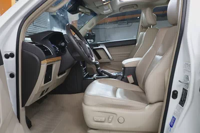 Toyota Prado adventure I 2022 I GCC Specs I FULL SERVICE HISTORY BY ALFUTTAIM I  ACCIDENTS FREE-8