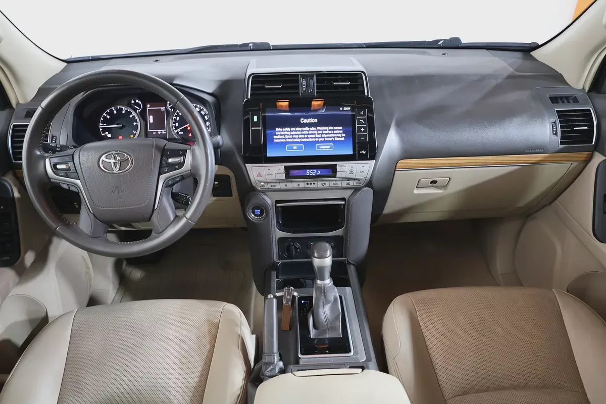 Toyota Prado adventure I 2022 I GCC Specs I FULL SERVICE HISTORY BY ALFUTTAIM I  ACCIDENTS FREE-10-10