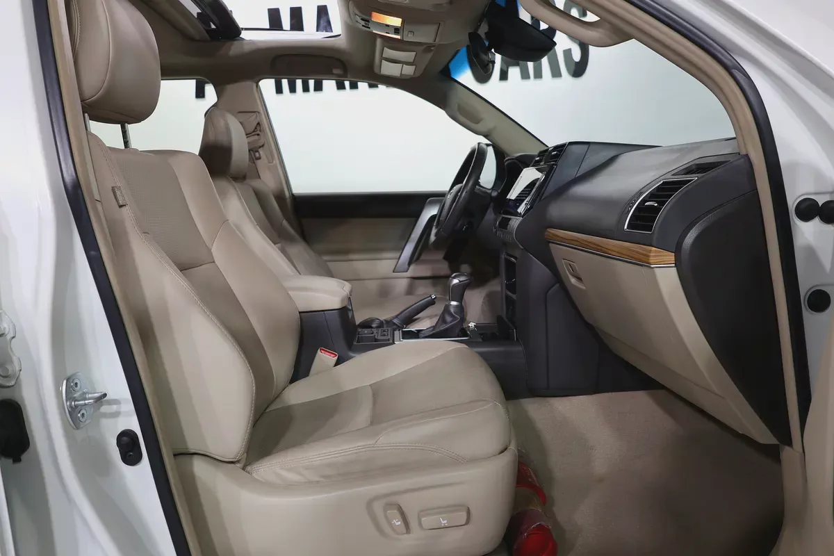 Toyota Prado adventure I 2022 I GCC Specs I FULL SERVICE HISTORY BY ALFUTTAIM I  ACCIDENTS FREE-15-15
