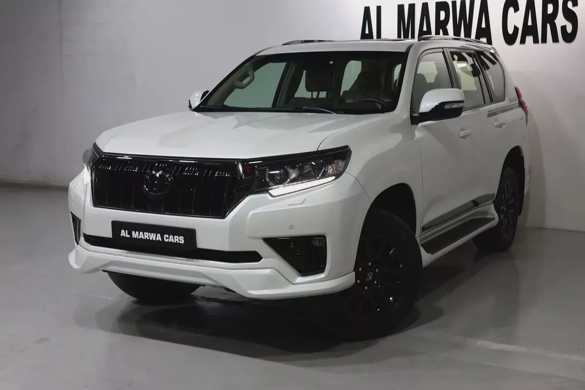 Toyota Prado adventure I 2022 I GCC Specs I FULL SERVICE HISTORY BY ALFUTTAIM I  ACCIDENTS FREE