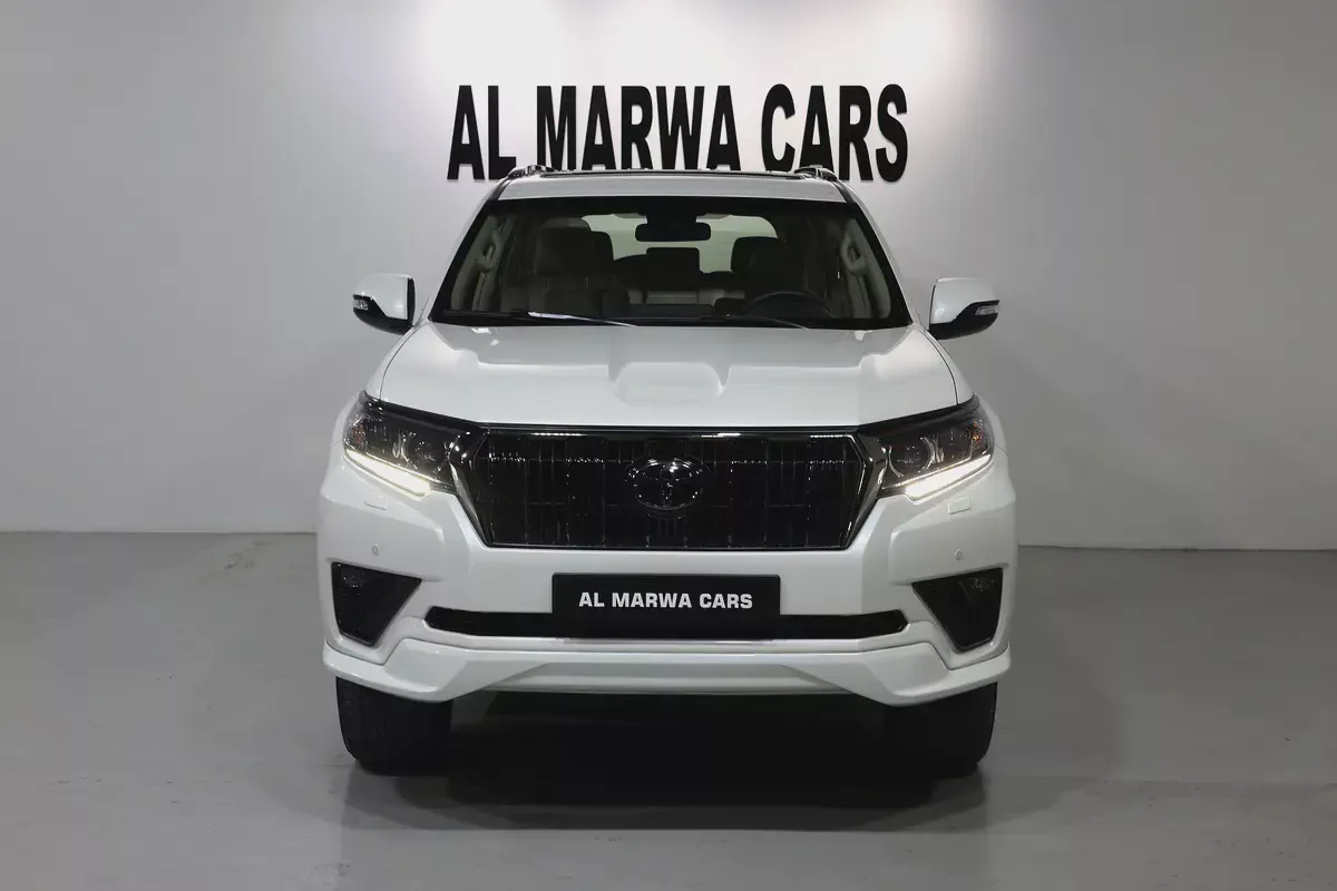 Toyota Prado adventure I 2022 I GCC Specs I FULL SERVICE HISTORY BY ALFUTTAIM I  ACCIDENTS FREE-5-5