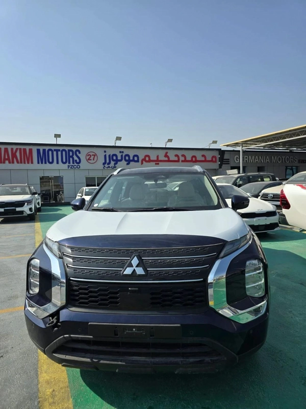 MITSUBISHI OUTLANDER M-LINE