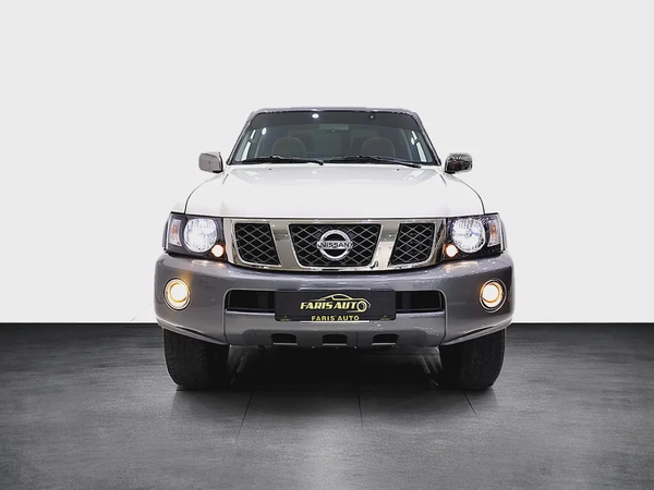 NISSAN PATROL SUPER SAFARI GCC SHORT WHEELBASE - Excellent Condition