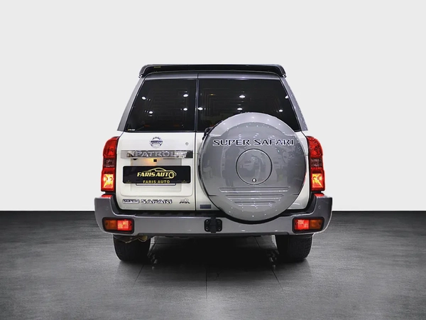 NISSAN PATROL SUPER SAFARI GCC SHORT WHEELBASE - Excellent Condition