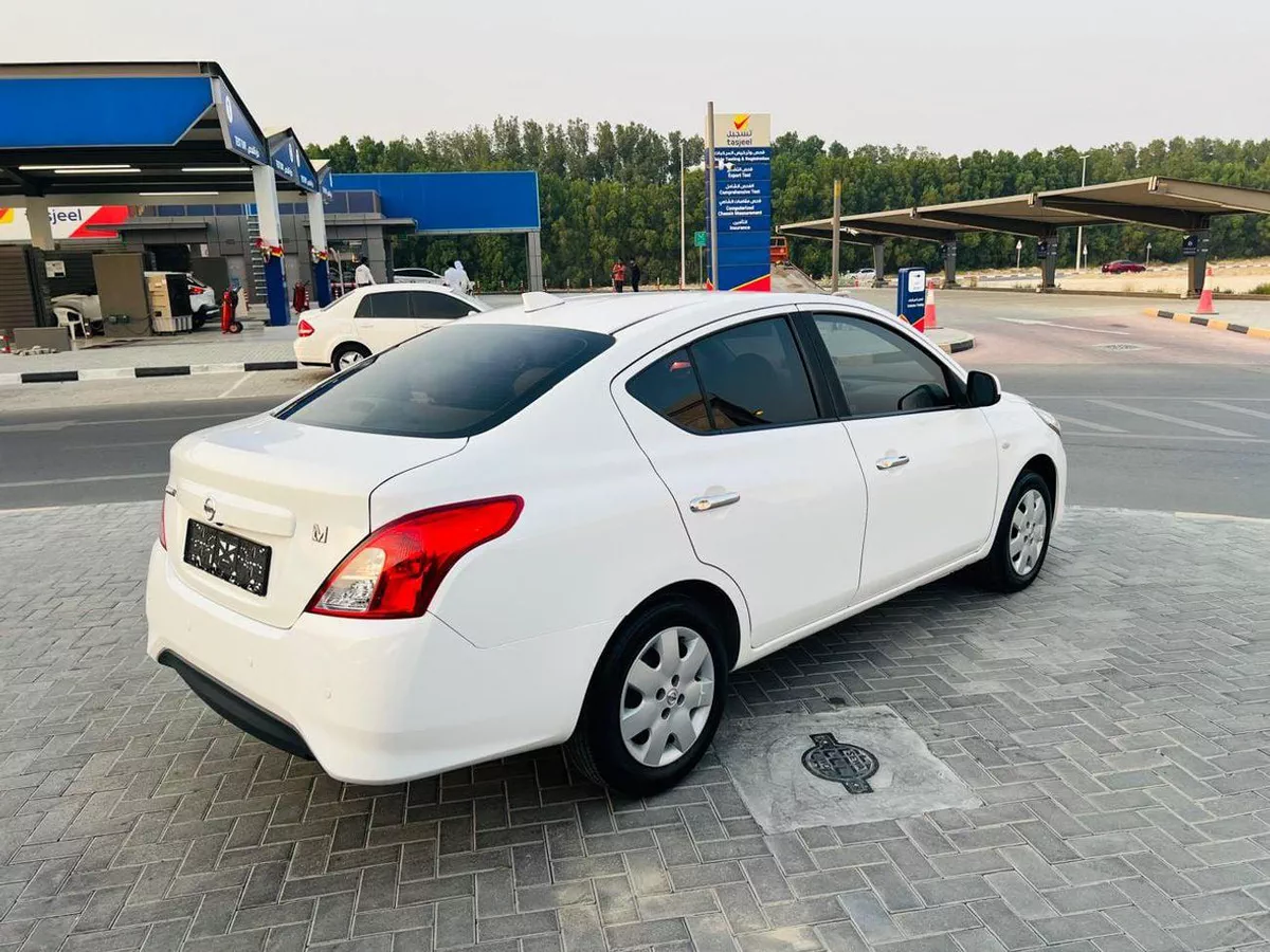 Nissan Sunny SV-19-0
