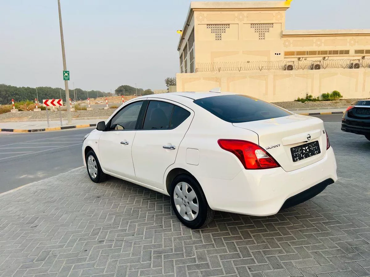 Nissan Sunny SV-7-0