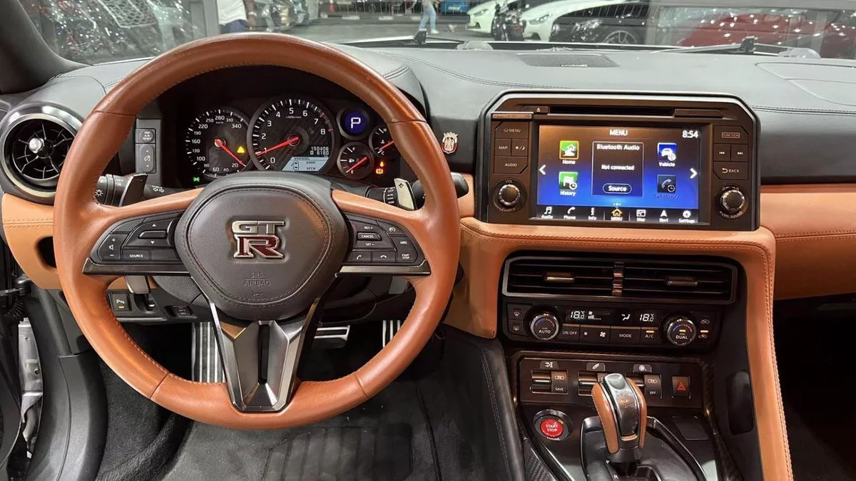 Nissan GT-R PREMIUM Nissan GT-R 2017 GCC SPEC-13-0
