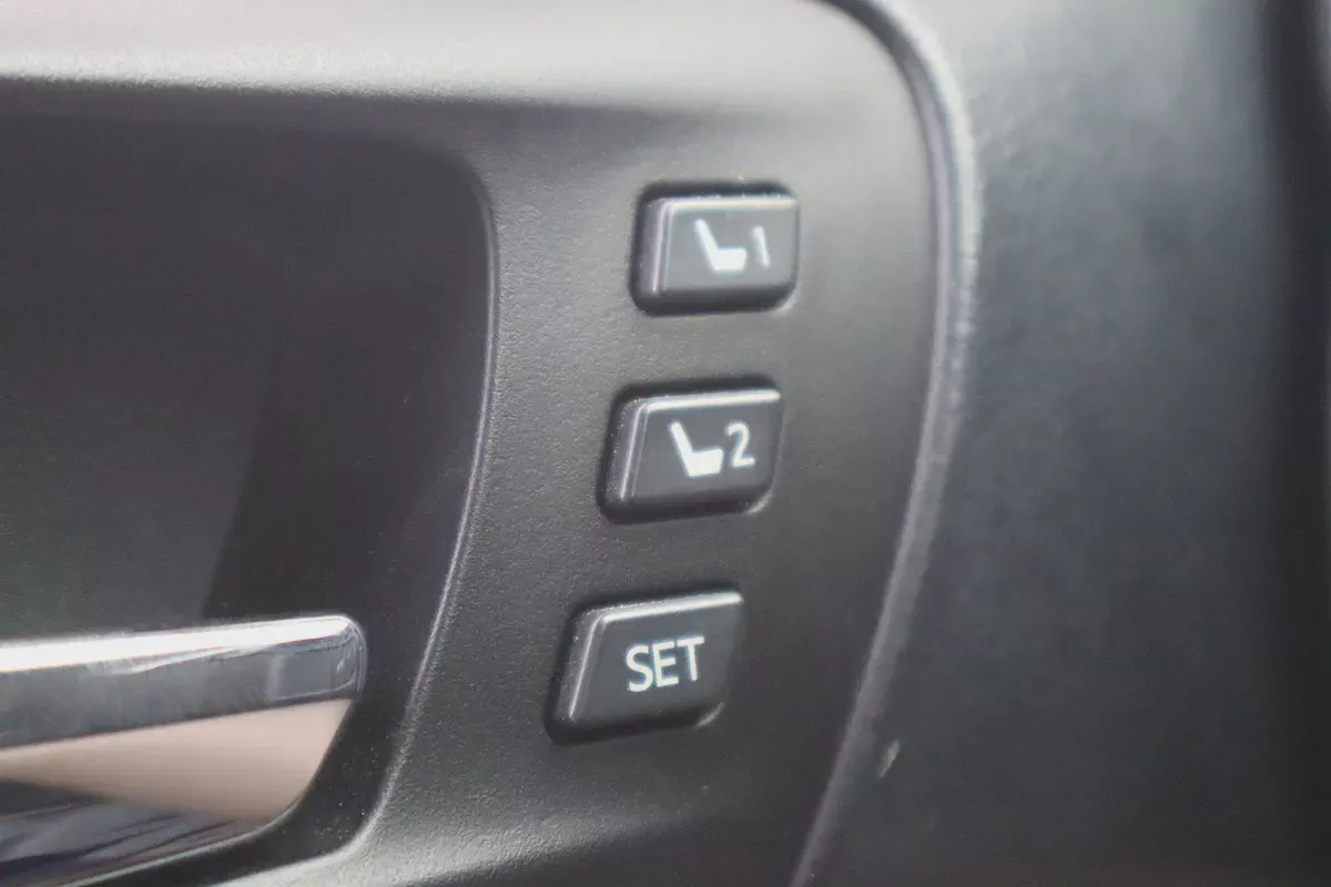 Toyota Aurion Limited 2014 GCC Specs - Well Maintained-10-10
