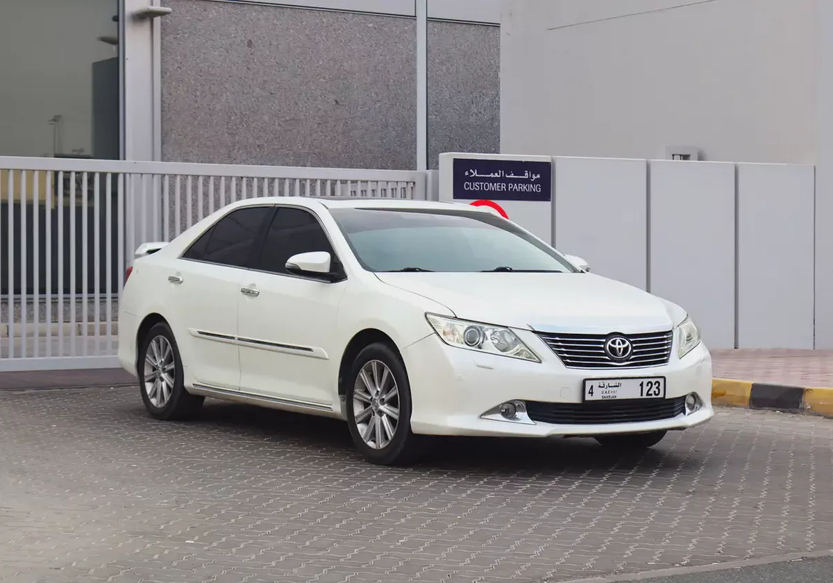 Toyota Aurion Limited 2014 GCC Specs - Well Maintained-3-3