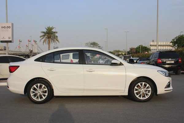 Free offers 2025 MG 5 GCC | 1.5L | EMI (480x 60) Loan minimum salary 4,000*| Warranty|