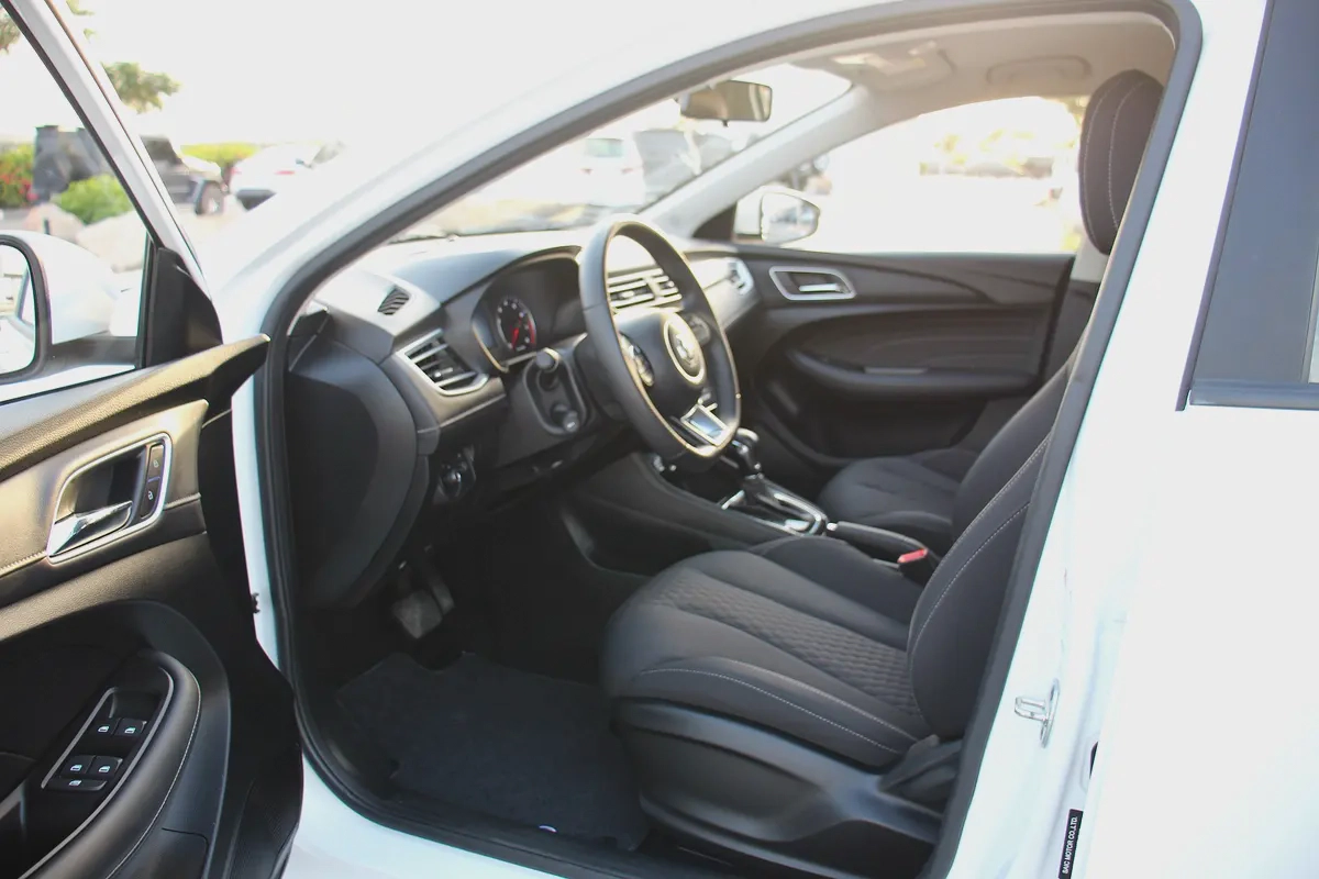 Free offers 2025 MG 5 GCC | 1.5L | EMI (480x 60) Loan minimum salary 4,000*| Warranty|-9-9