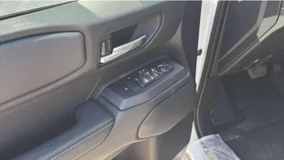Toyota Prado GXR 2.7L Petrol Limited 6A/T 2025-12