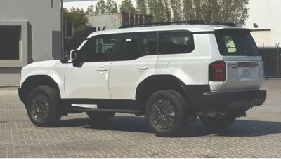 Toyota Prado GXR 2.7L Petrol Limited 6A/T 2025-3