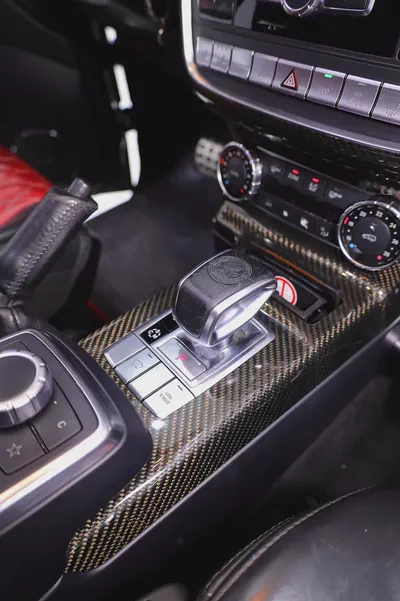 G63 GCC PERFECT CONDITION + CARBON PACKAGE + REAR ENTERTAINMENT-18