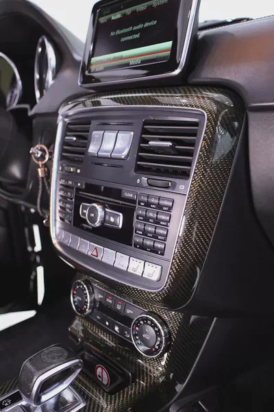 G63 GCC PERFECT CONDITION + CARBON PACKAGE + REAR ENTERTAINMENT-19