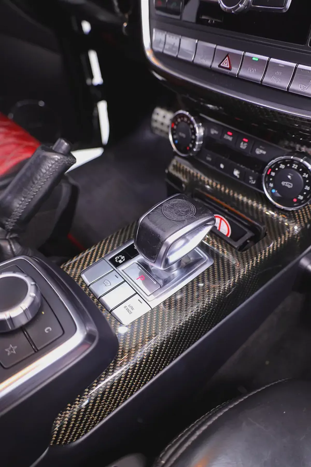 G63 GCC PERFECT CONDITION + CARBON PACKAGE + REAR ENTERTAINMENT-18-18