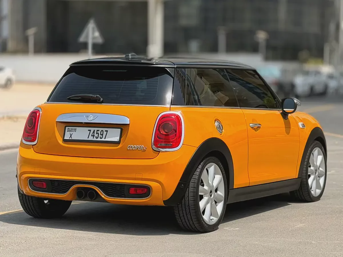 2014 MINI Cooper S | GCC Specs | Low Mileage-14-14