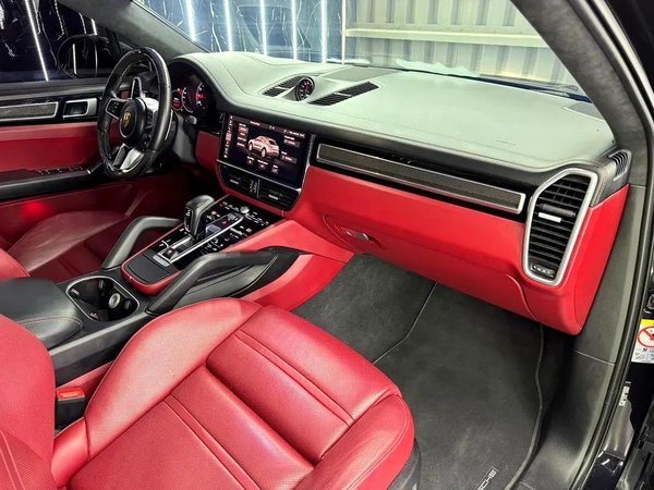 Porsche Cayenne GTS Coupé 2021 | Full PPF | GCC | Well maintained | Full Service History