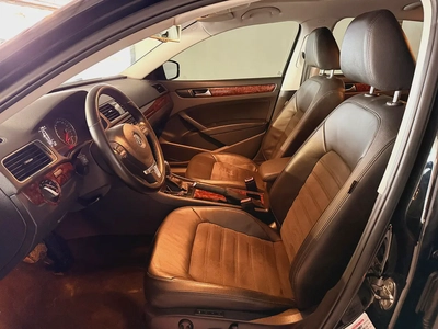 Volkswagen Passat SEL V5 2.5L 2012 Model GCC Specs WIth Partial Service History In Perfect Condition-8