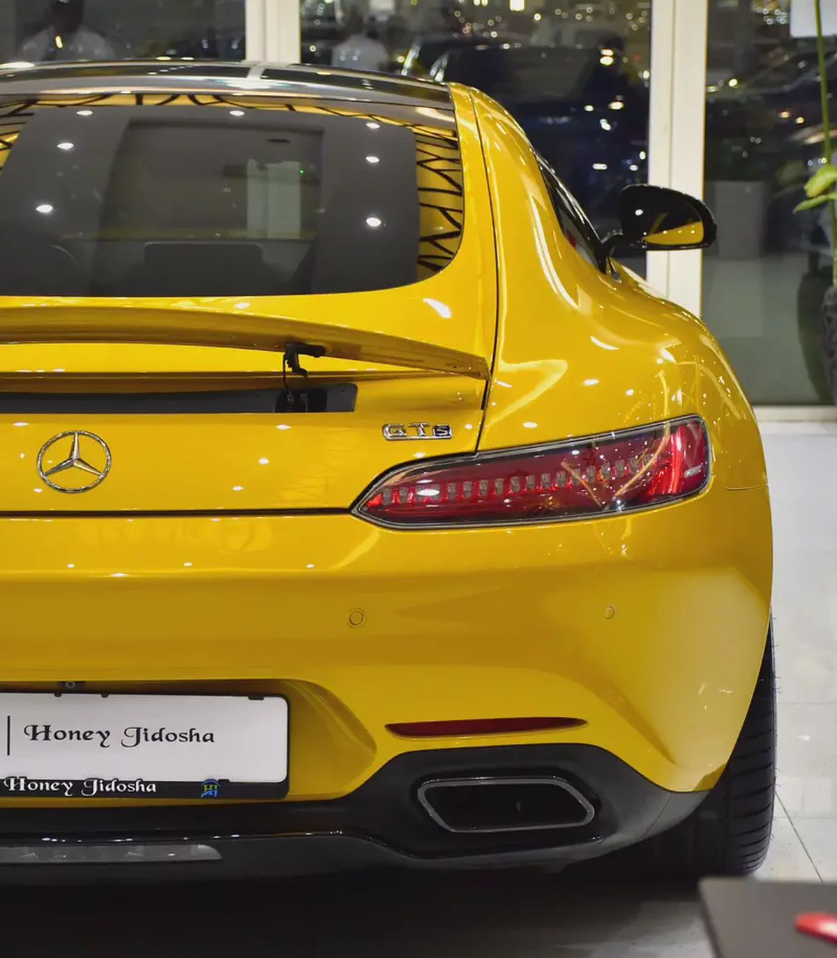 EXCELLENT DEAL for our Mercedes Benz AMG GTs ( 2015 Model ) in Yellow Color GCC Specs-8-8