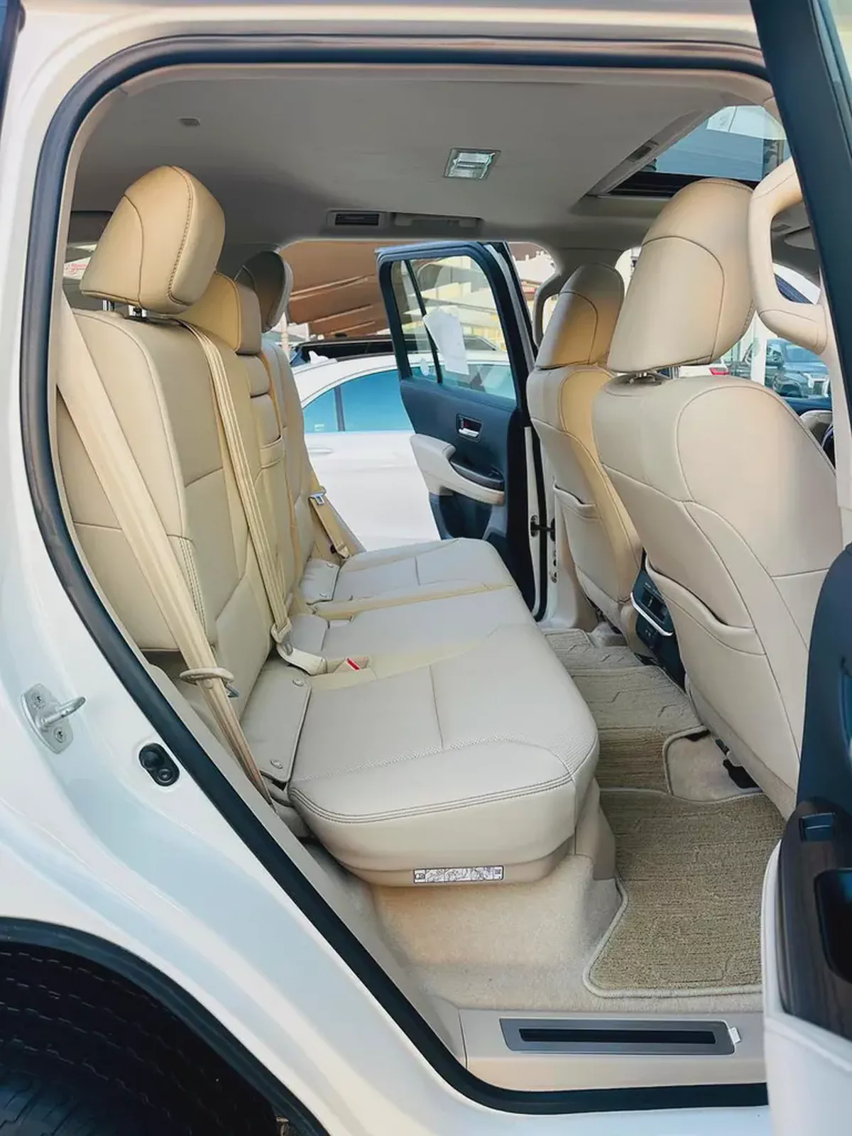 تويوتا لاند كلوزر 2024 GXR بدون تيربو Toyota Land Cruiser 2024 GXR GCC Specs - Brand New-9-9
