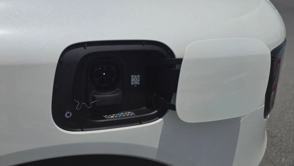 SMART #5 BRABUS (White)-9-9