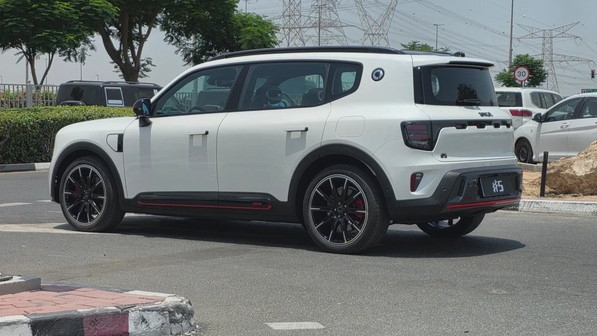 SMART #5 BRABUS (White)-16-16